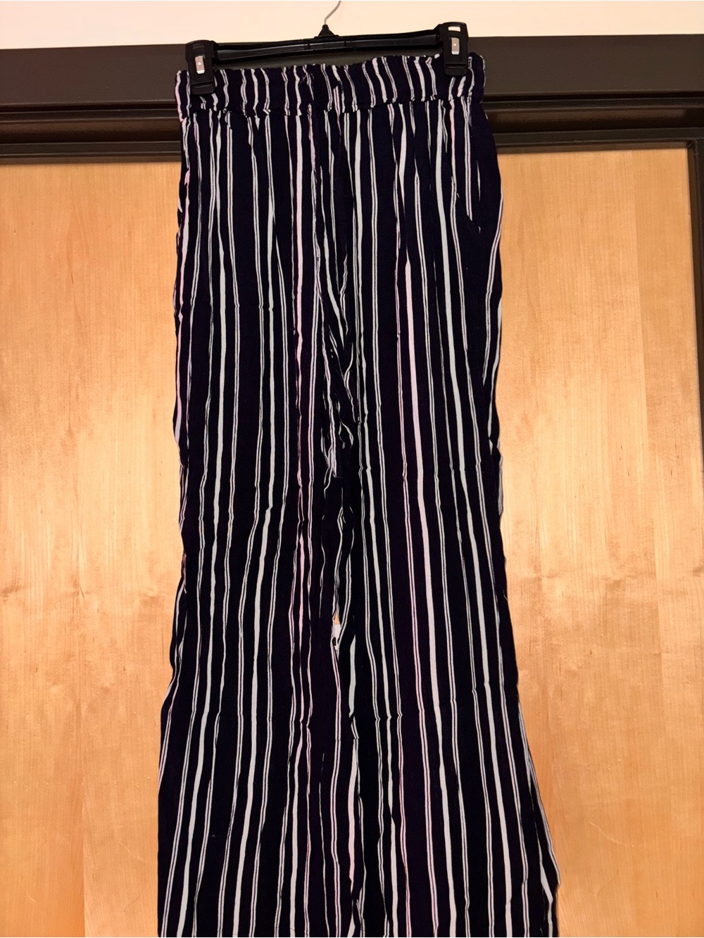 Striped Wide-Leg Women's Pants - Navy and White